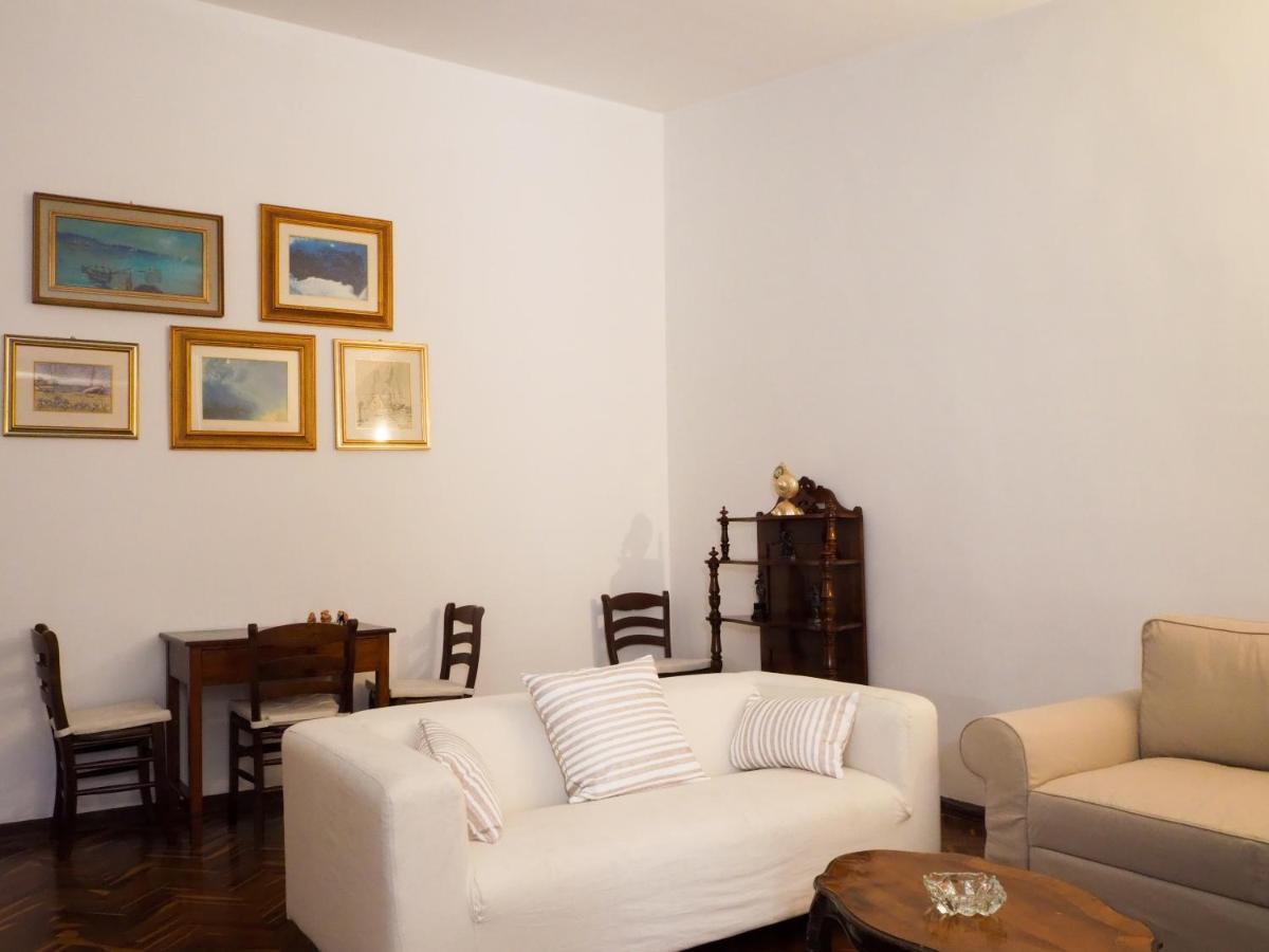 Terrazza Cavour Apartman Bari Kültér fotó