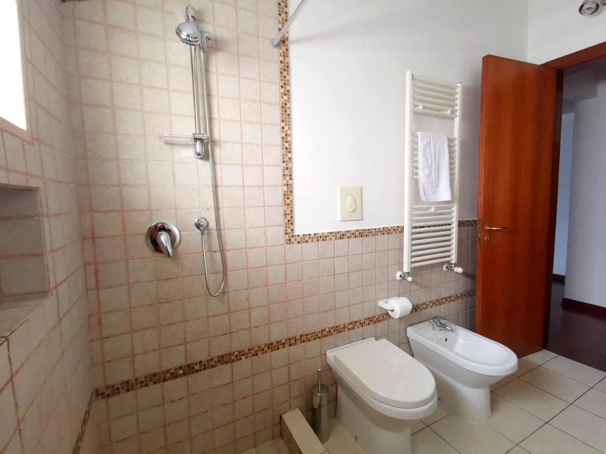 Terrazza Cavour Apartman Bari Kültér fotó